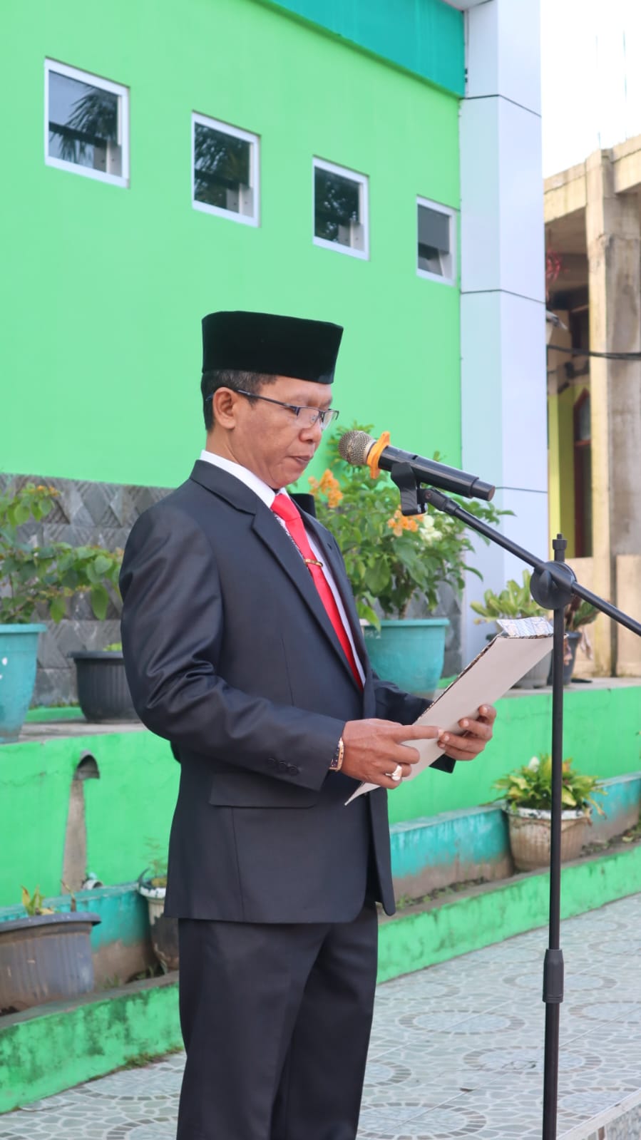 Foto Kepala MAN Rejang Lebong